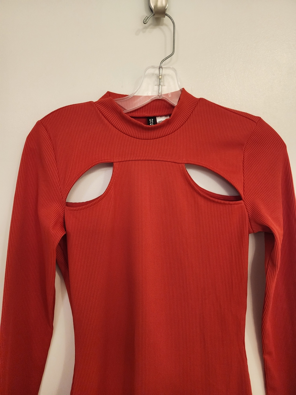 H&M Red Long-Sleeve Cutout Mini Dress - Picture 2 of 4